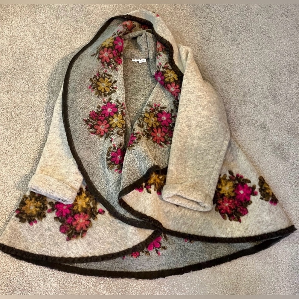 Charlotte & Louis Felted Wool blend open front cardigan - Picture 4 of 9